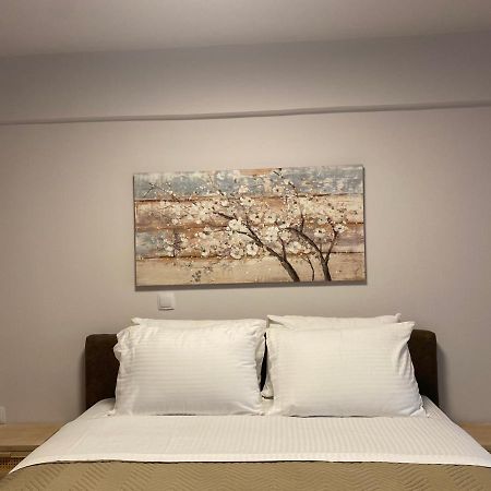 Orama Rooms 2 Kalamata Exterior photo